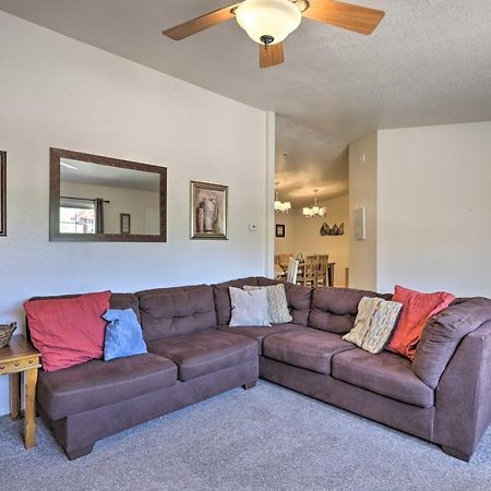 Rustic Retreat Moab Townhome With Grill And Fire Pit 외부 사진