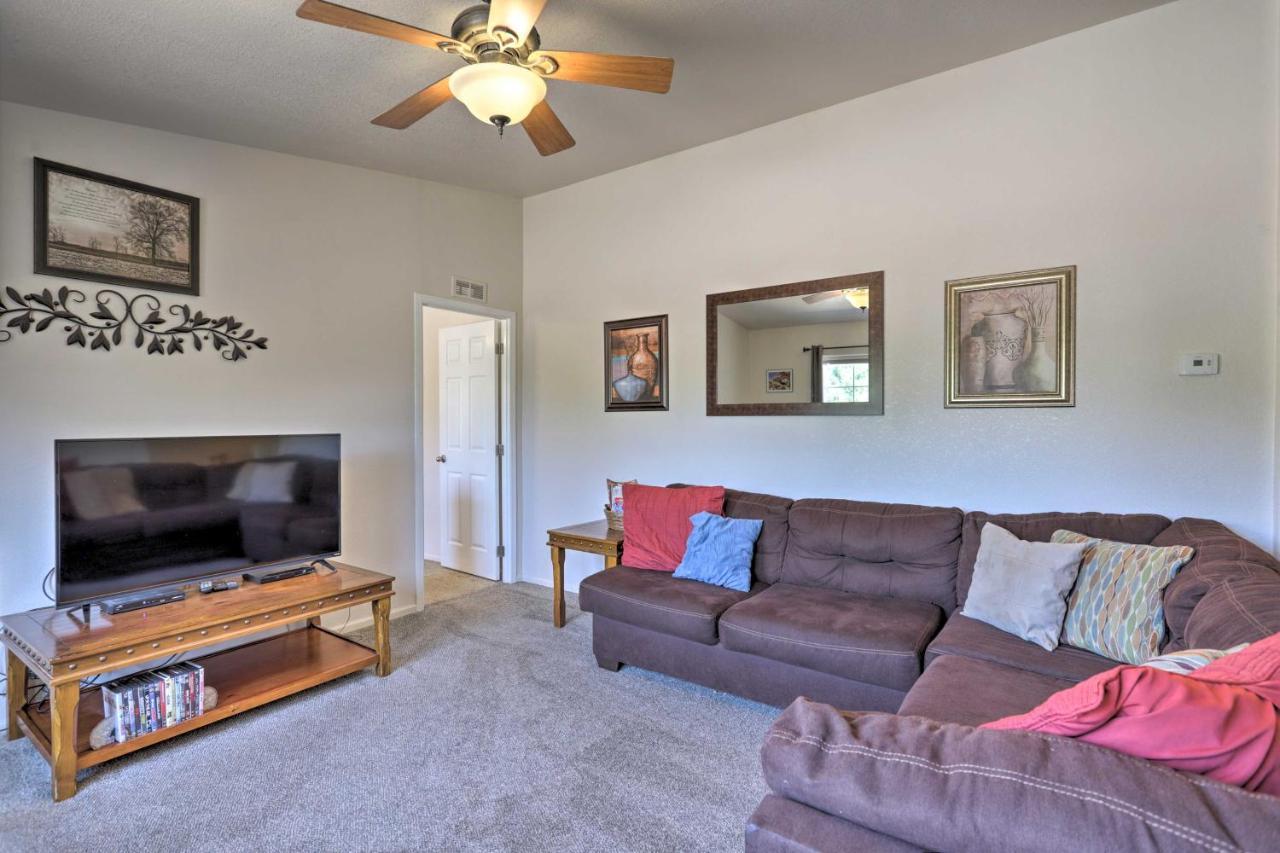 Rustic Retreat Moab Townhome With Grill And Fire Pit 외부 사진