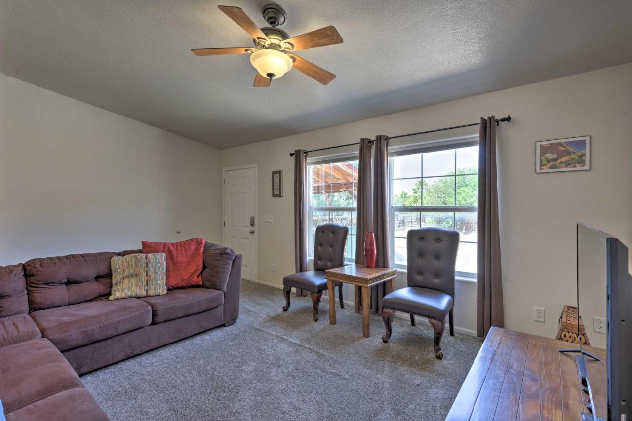 Rustic Retreat Moab Townhome With Grill And Fire Pit 외부 사진