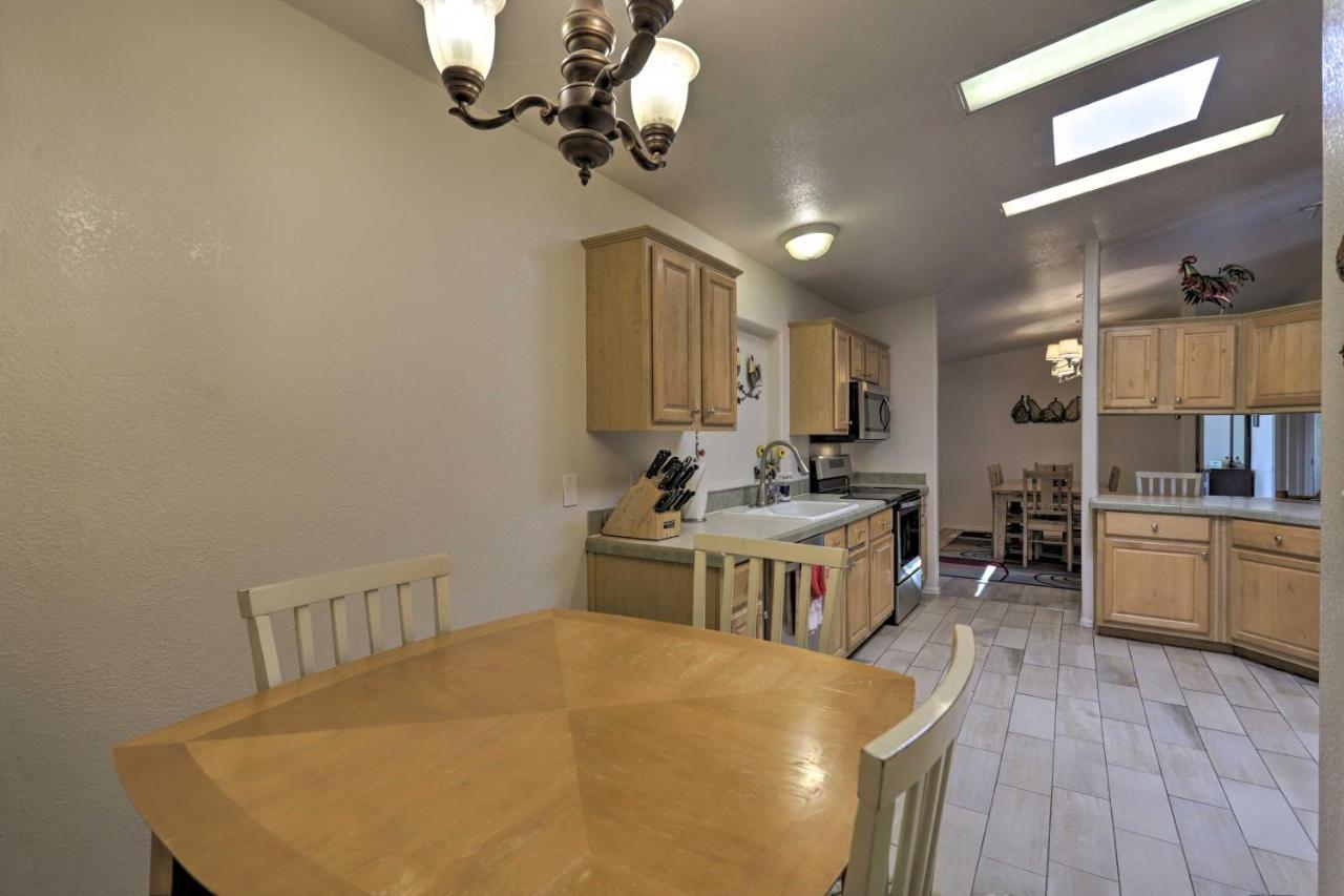 Rustic Retreat Moab Townhome With Grill And Fire Pit 외부 사진