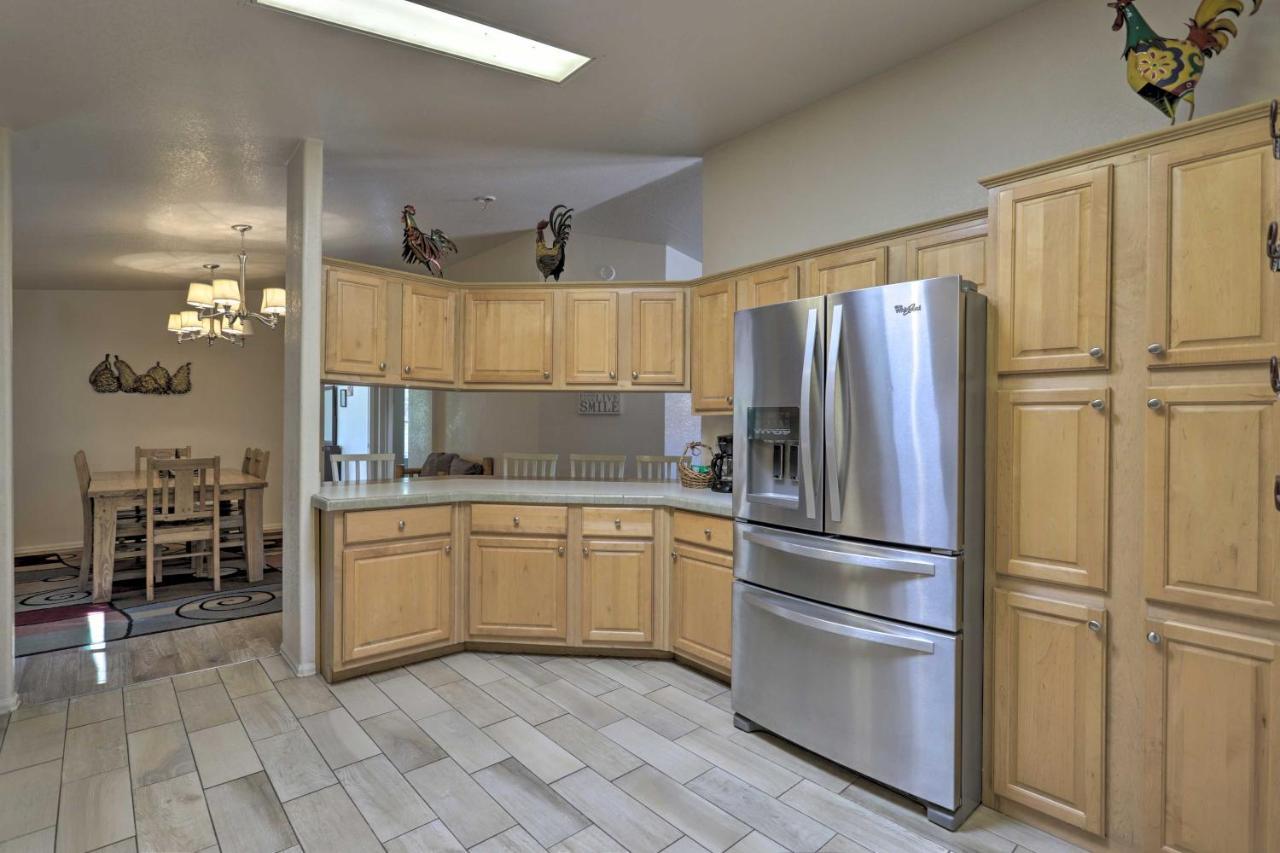 Rustic Retreat Moab Townhome With Grill And Fire Pit 외부 사진